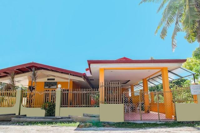 Hotel Jessa'S 5 Guests House à Moalboal Extérieur photo